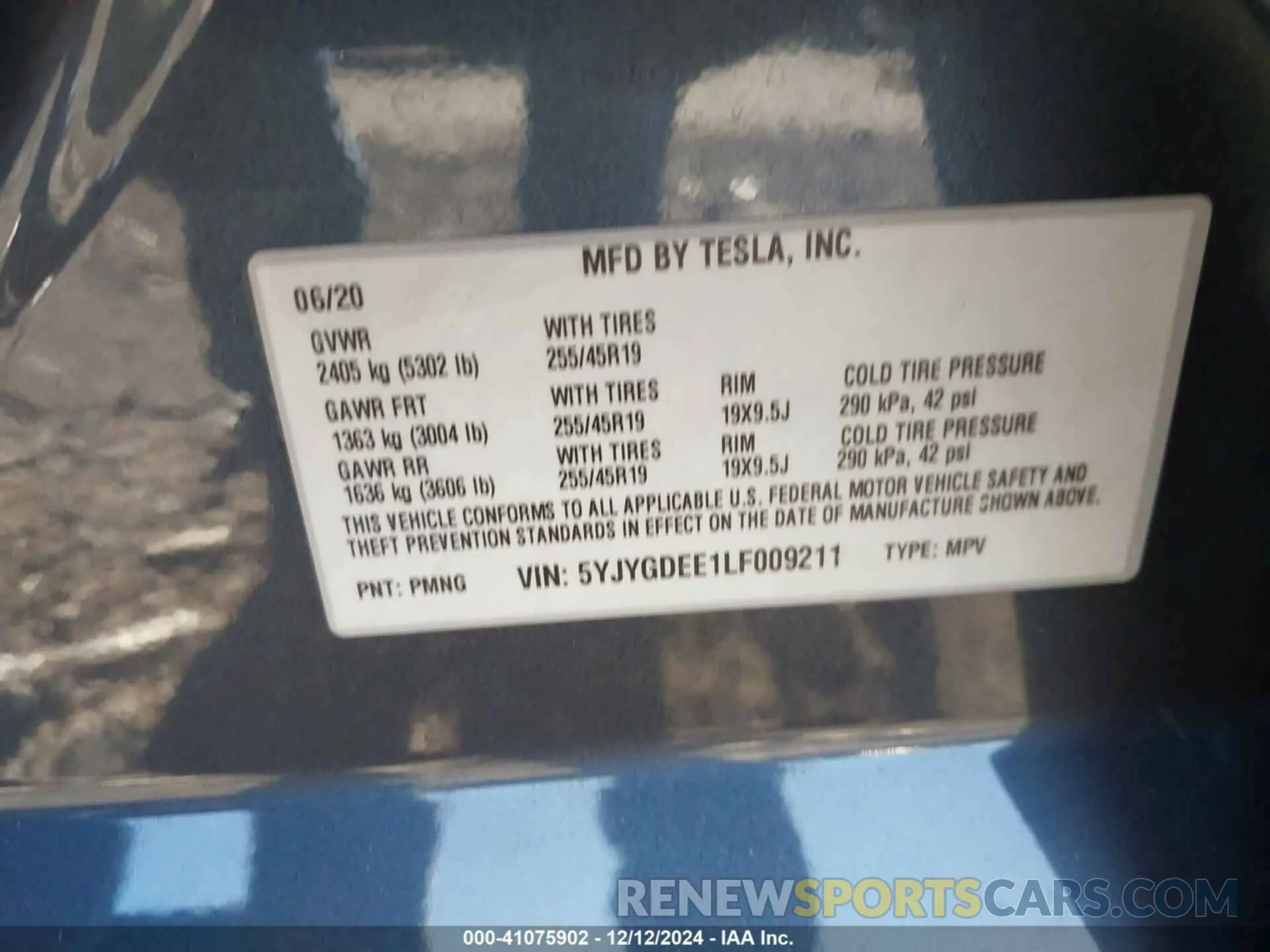 9 fotografías del automóvil dañado 5YJYGDEE1LF009211 TESLA MODEL Y 2020