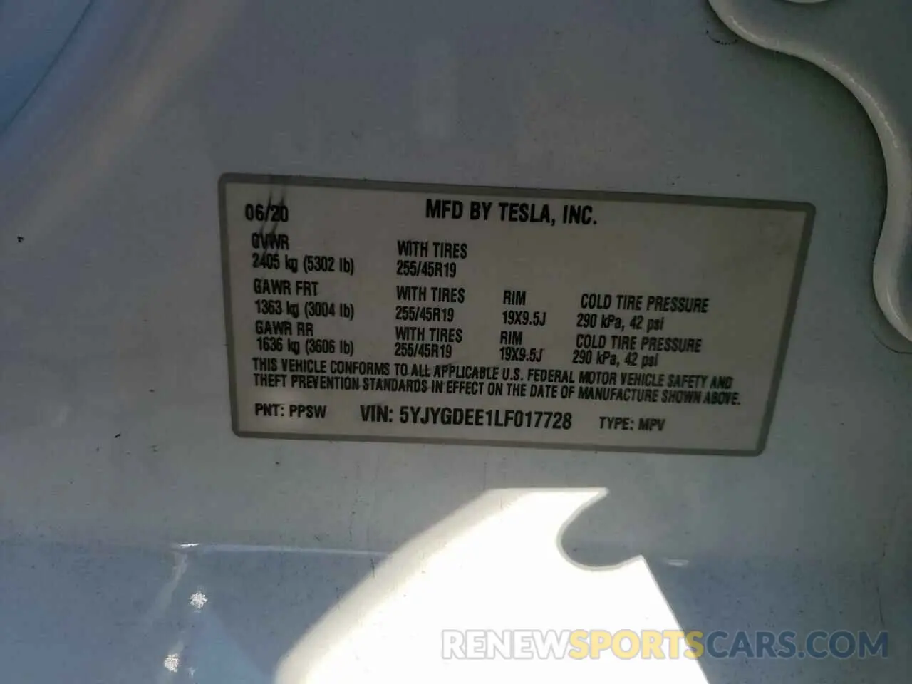 12 fotografías del automóvil dañado 5YJYGDEE1LF017728 TESLA MODEL Y 2020