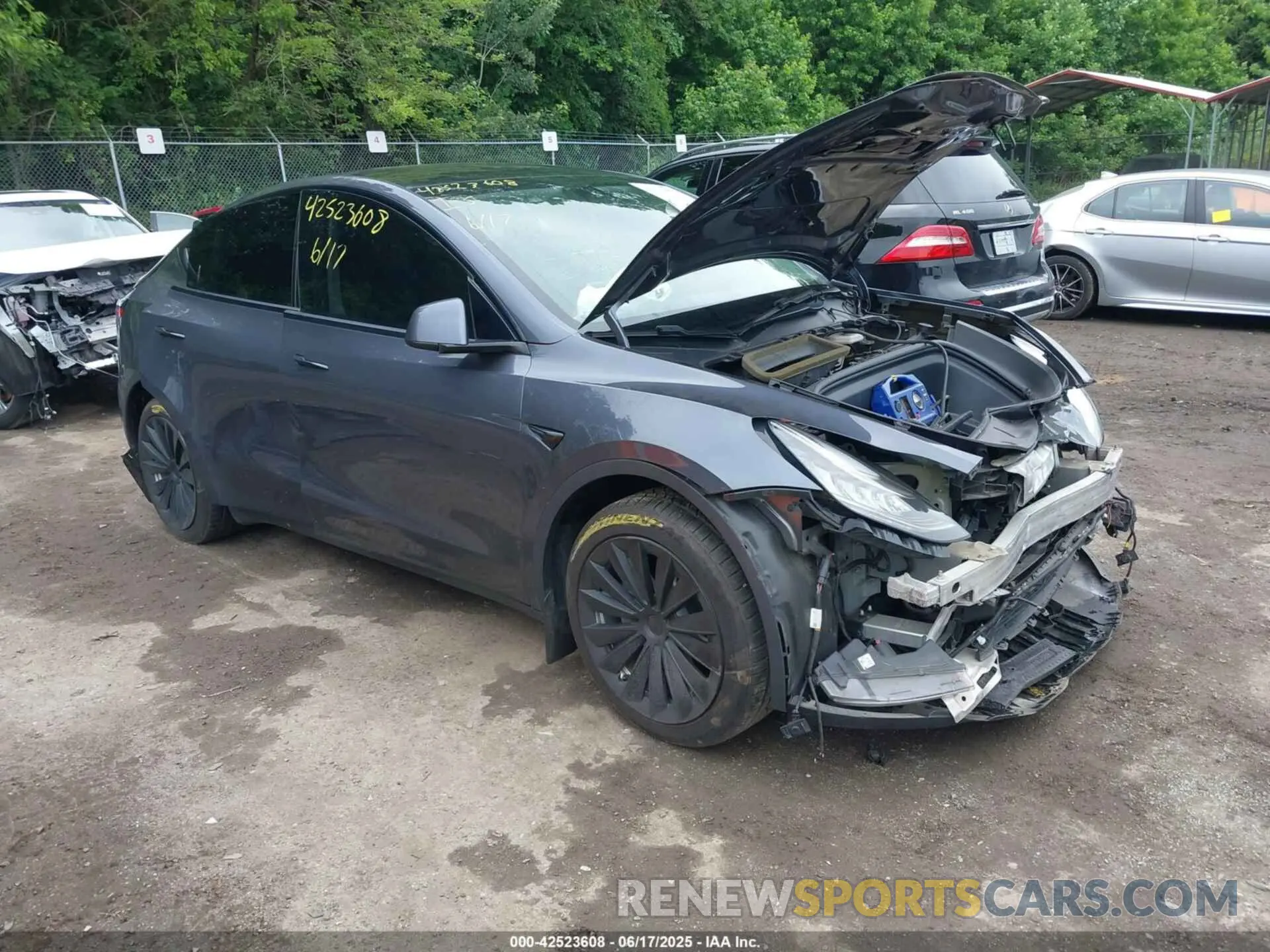 1 fotografías del automóvil dañado 5YJYGDEE1LF044914 TESLA MODEL Y 2020