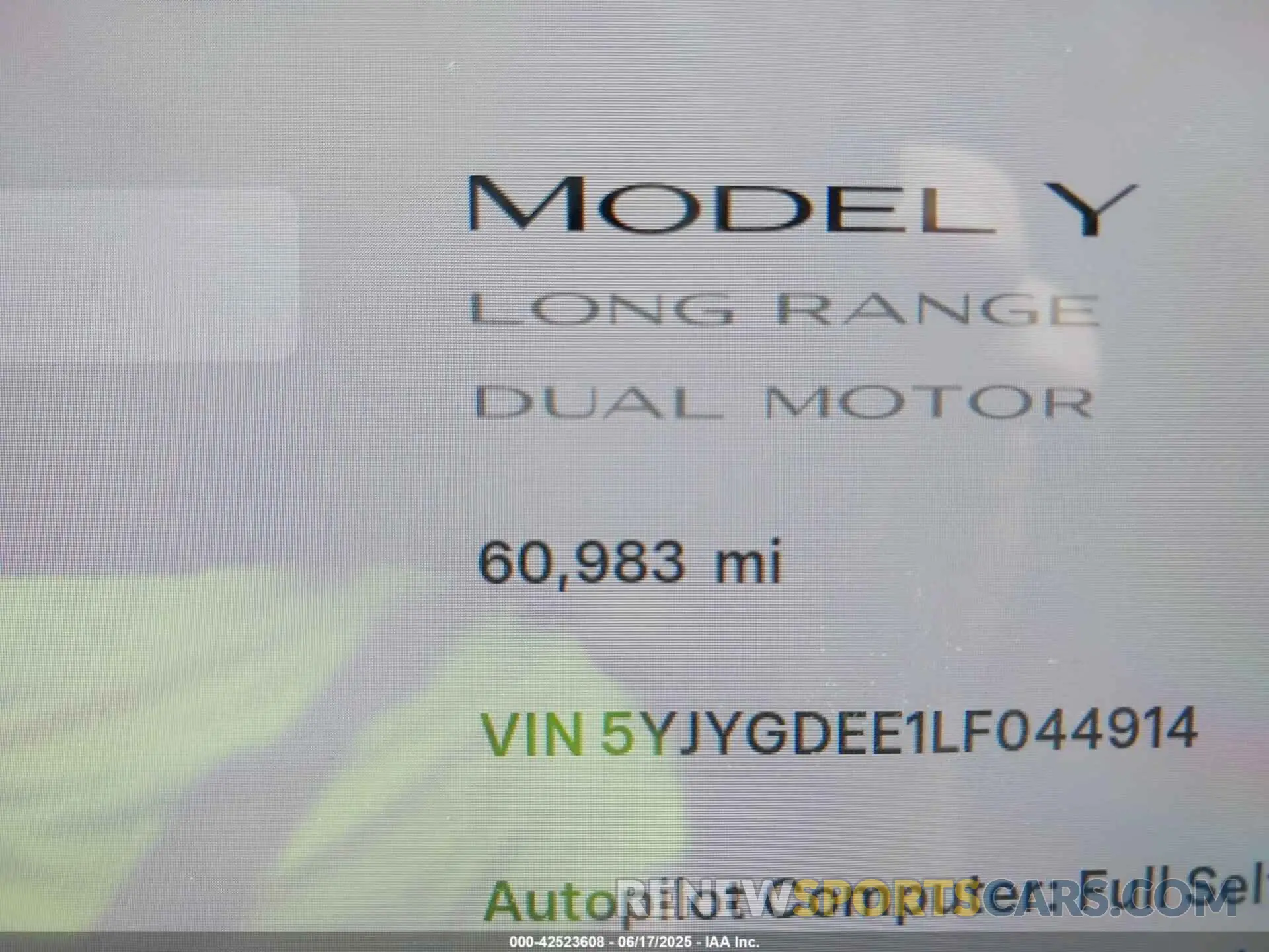 15 fotografías del automóvil dañado 5YJYGDEE1LF044914 TESLA MODEL Y 2020