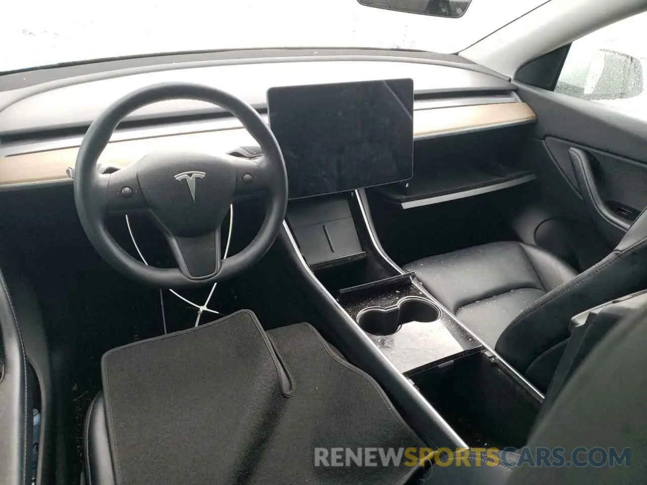 8 fotografías del automóvil dañado 5YJYGDEE1LF055587 TESLA MODEL Y 2020