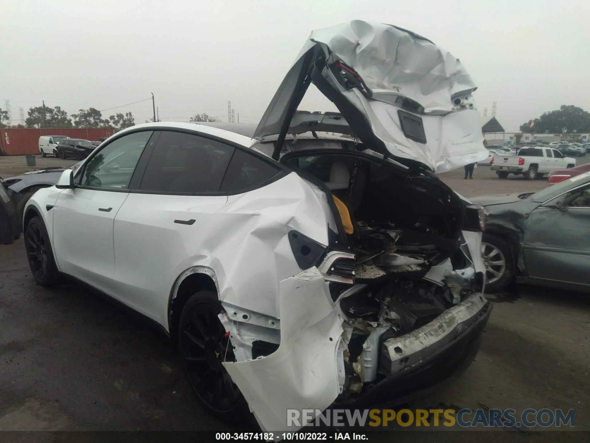 3 fotografías del automóvil dañado 5YJYGDEE1LF058683 TESLA MODEL Y 2020