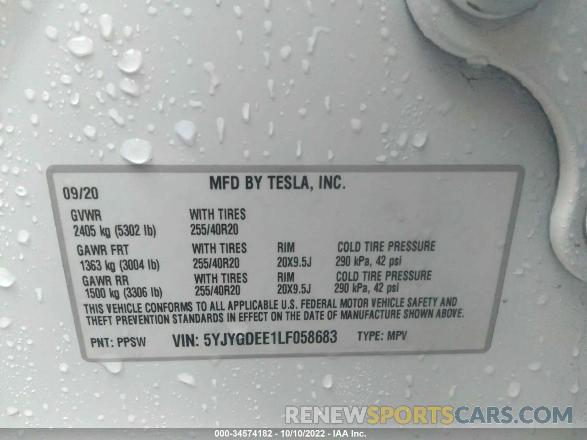 9 fotografías del automóvil dañado 5YJYGDEE1LF058683 TESLA MODEL Y 2020