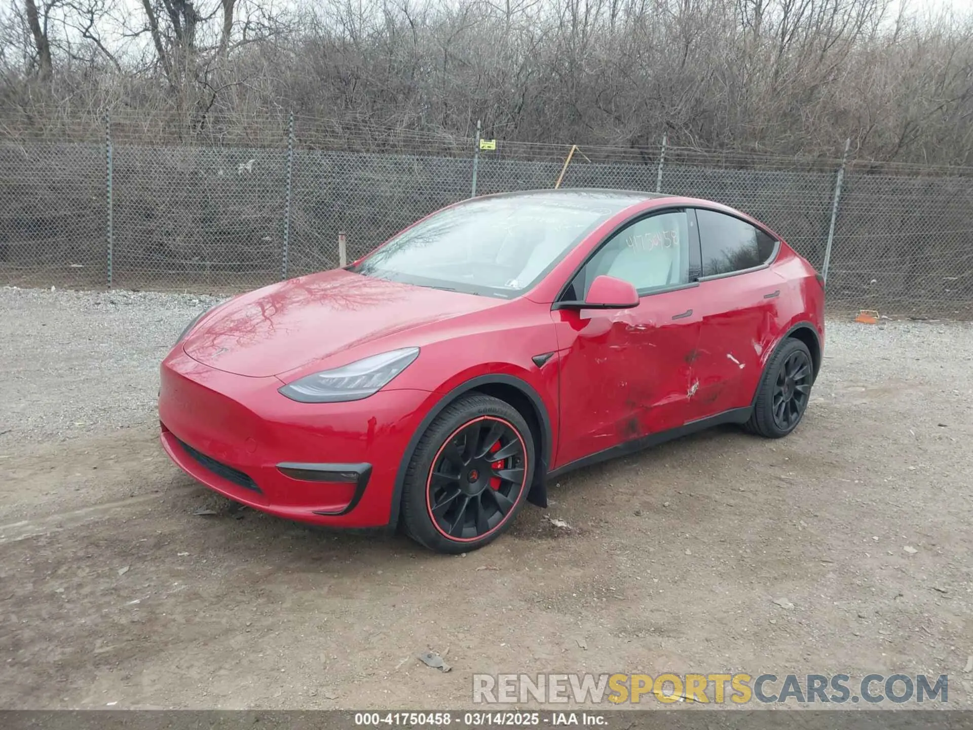 2 fotografías del automóvil dañado 5YJYGDEE1LF059798 TESLA MODEL Y 2020
