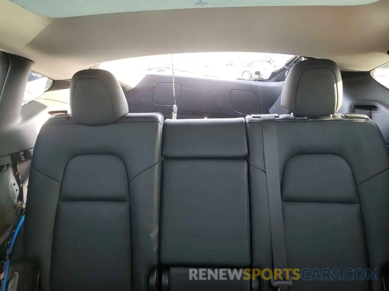 10 fotografías del automóvil dañado 5YJYGDEE2LF014448 TESLA MODEL Y 2020
