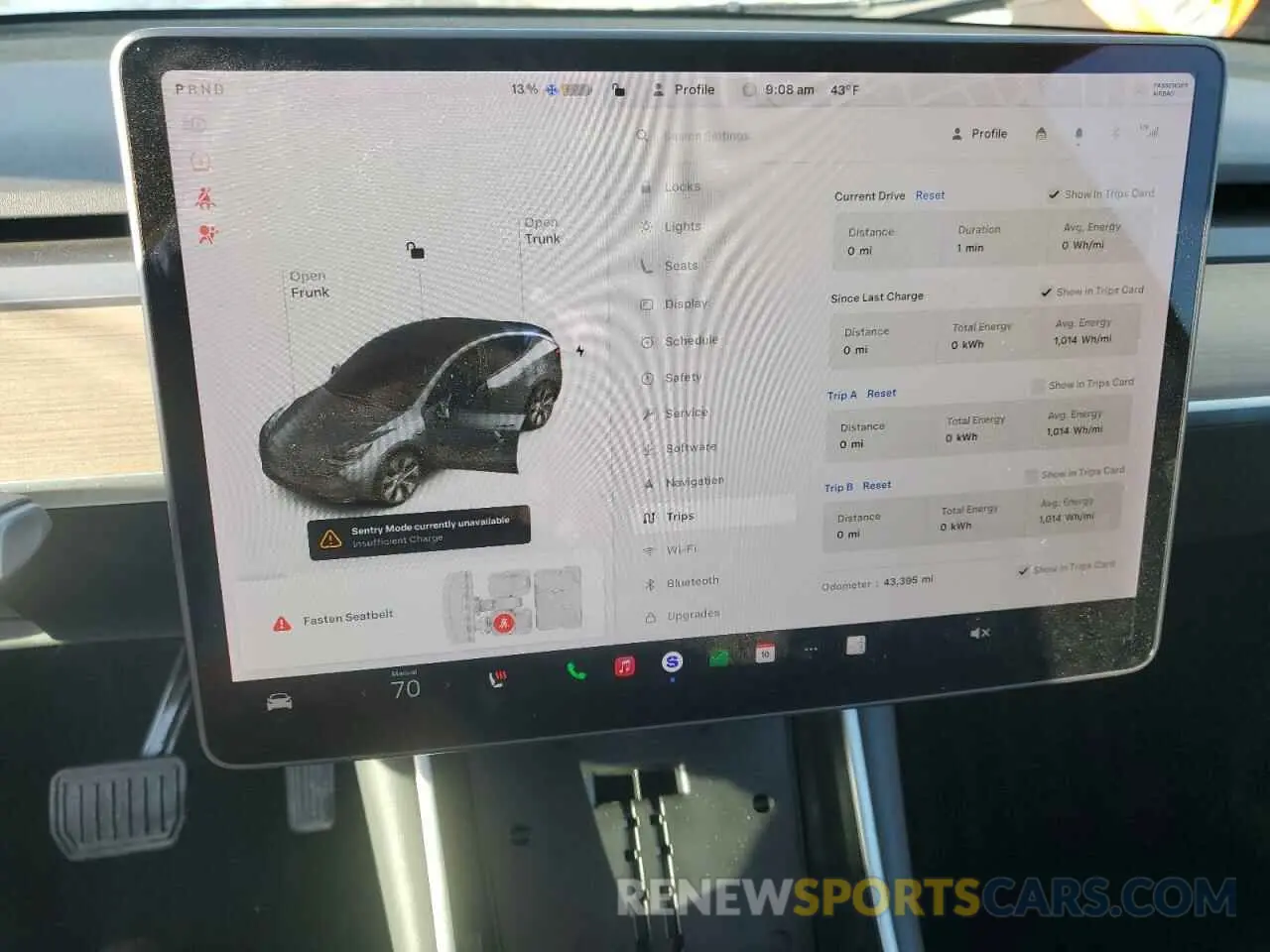 9 fotografías del automóvil dañado 5YJYGDEE2LF014448 TESLA MODEL Y 2020