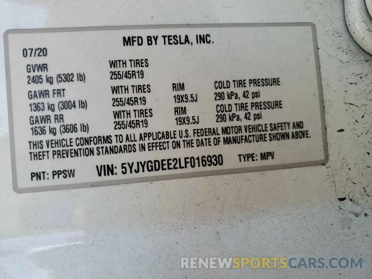 12 fotografías del automóvil dañado 5YJYGDEE2LF016930 TESLA MODEL Y 2020