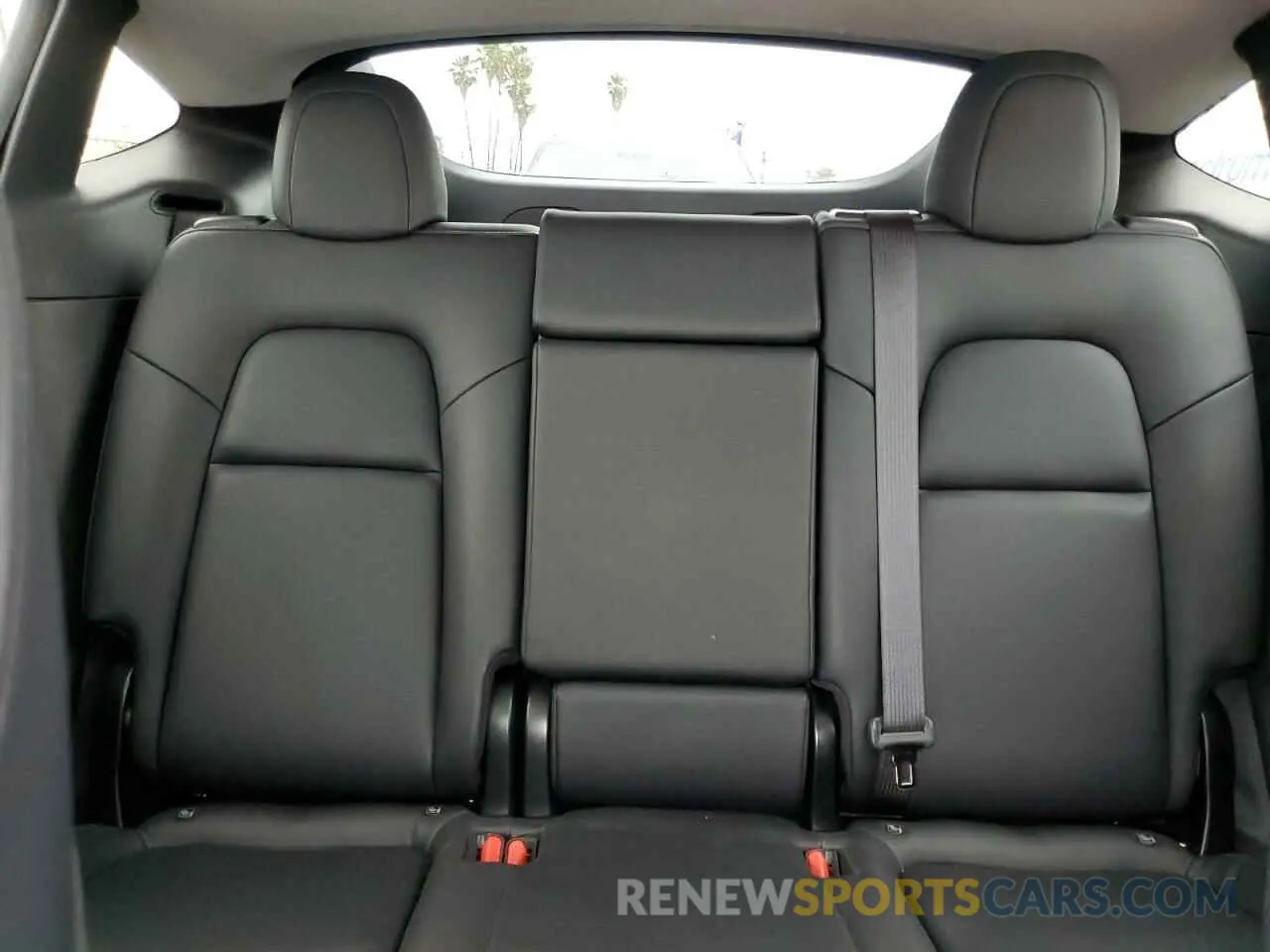10 fotografías del automóvil dañado 5YJYGDEE2LF018466 TESLA MODEL Y 2020