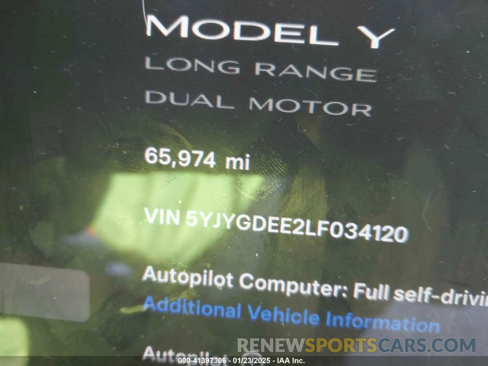 15 fotografías del automóvil dañado 5YJYGDEE2LF034120 TESLA MODEL Y 2020