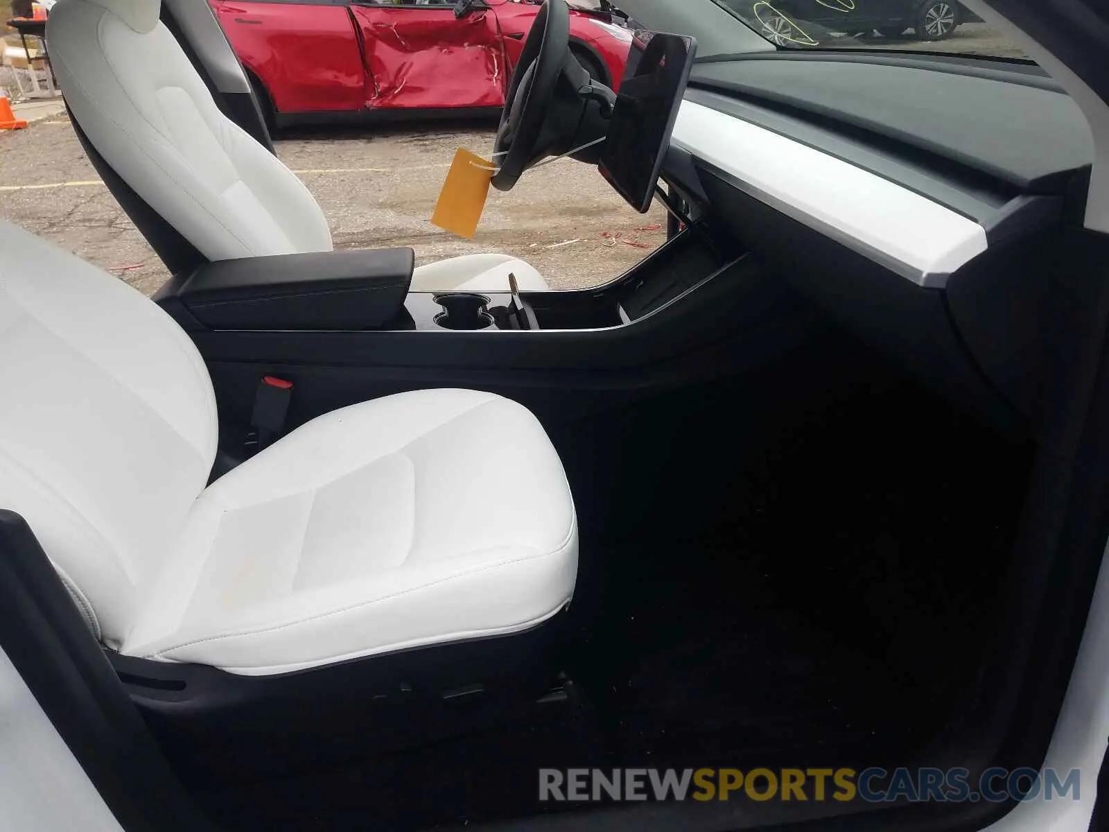 5 fotografías del automóvil dañado 5YJYGDEE2LF034294 TESLA MODEL Y 2020