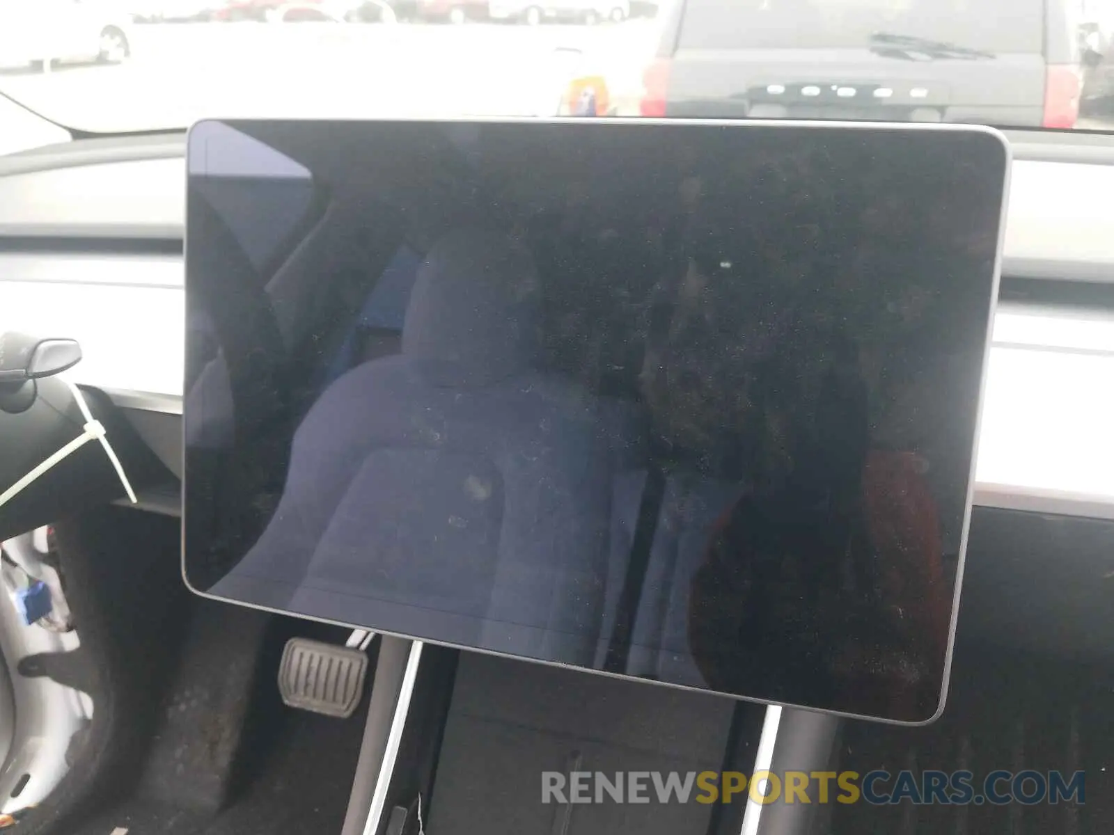 9 fotografías del automóvil dañado 5YJYGDEE2LF034294 TESLA MODEL Y 2020