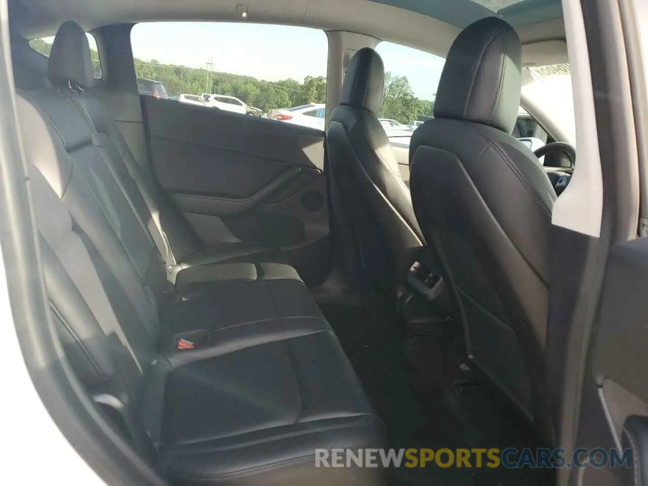 10 fotografías del automóvil dañado 5YJYGDEE3LF012837 TESLA MODEL Y 2020