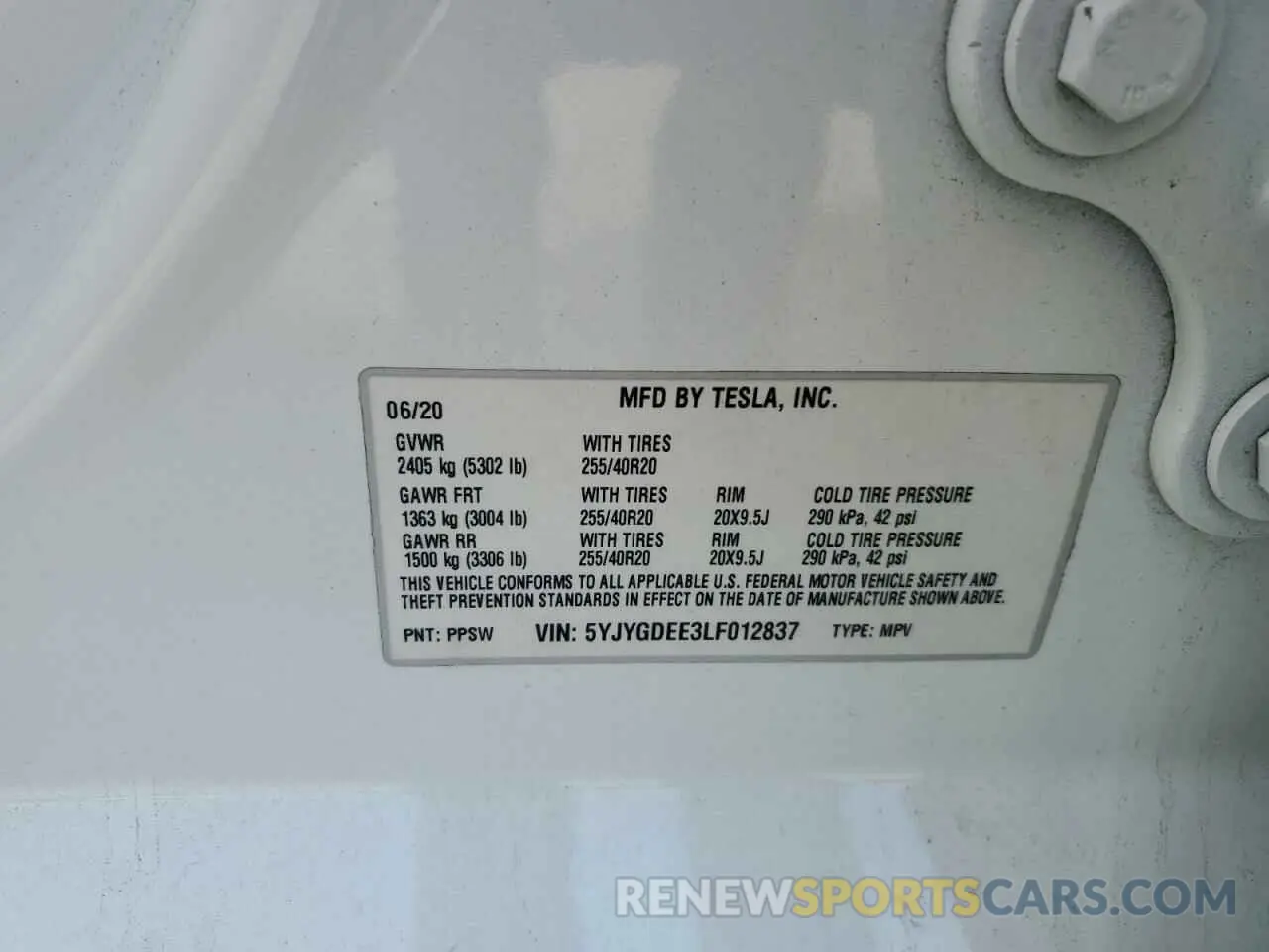 12 fotografías del automóvil dañado 5YJYGDEE3LF012837 TESLA MODEL Y 2020