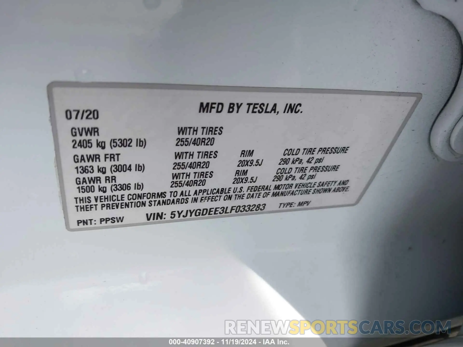 9 fotografías del automóvil dañado 5YJYGDEE3LF033283 TESLA MODEL Y 2020