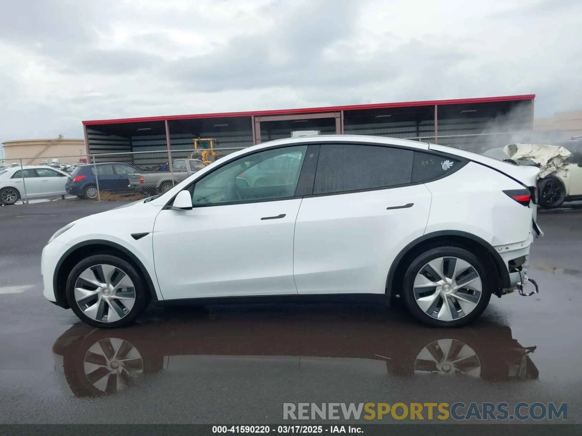 15 fotografías del automóvil dañado 5YJYGDEE3LF043800 TESLA MODEL Y 2020