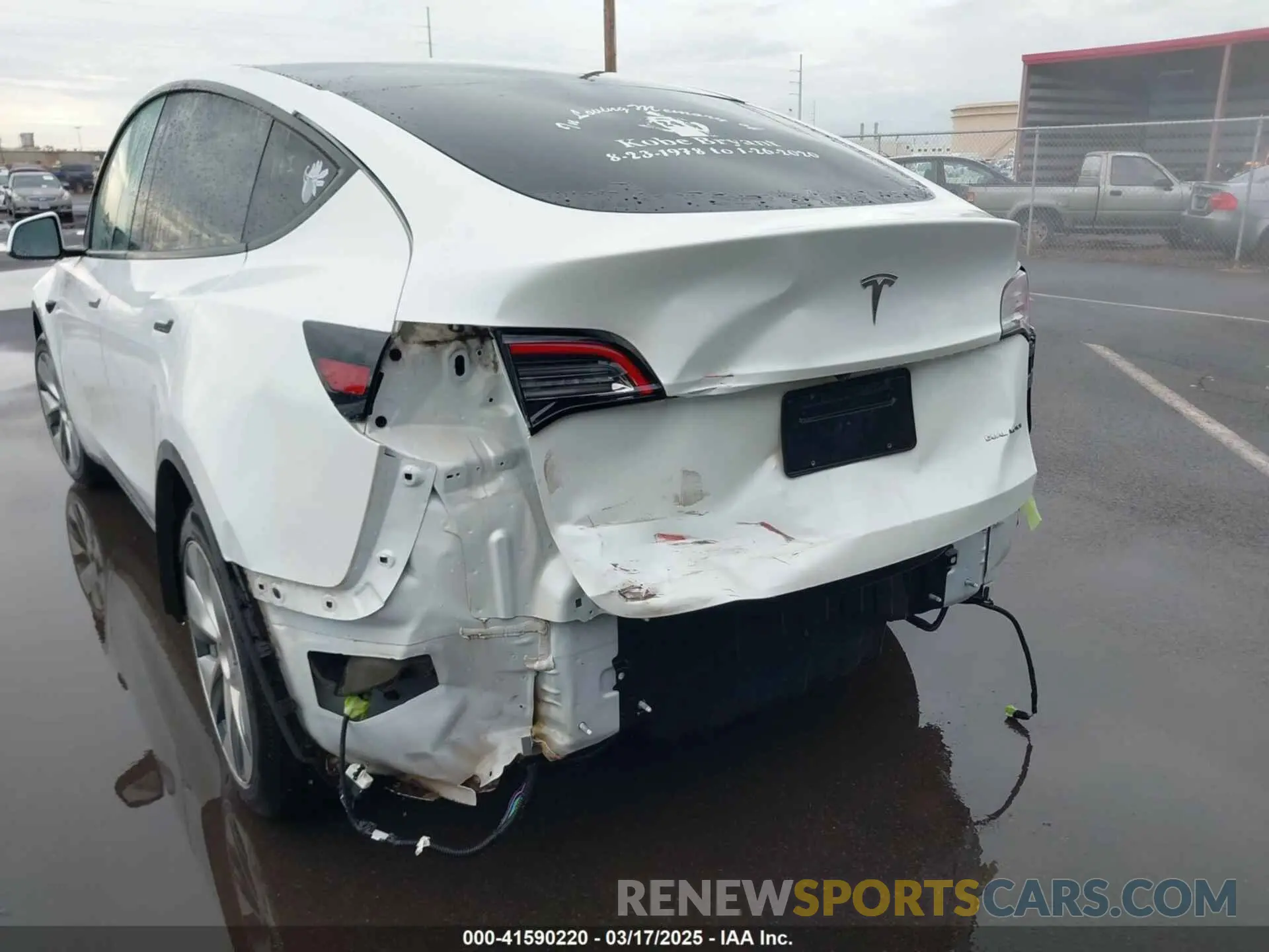 6 fotografías del automóvil dañado 5YJYGDEE3LF043800 TESLA MODEL Y 2020
