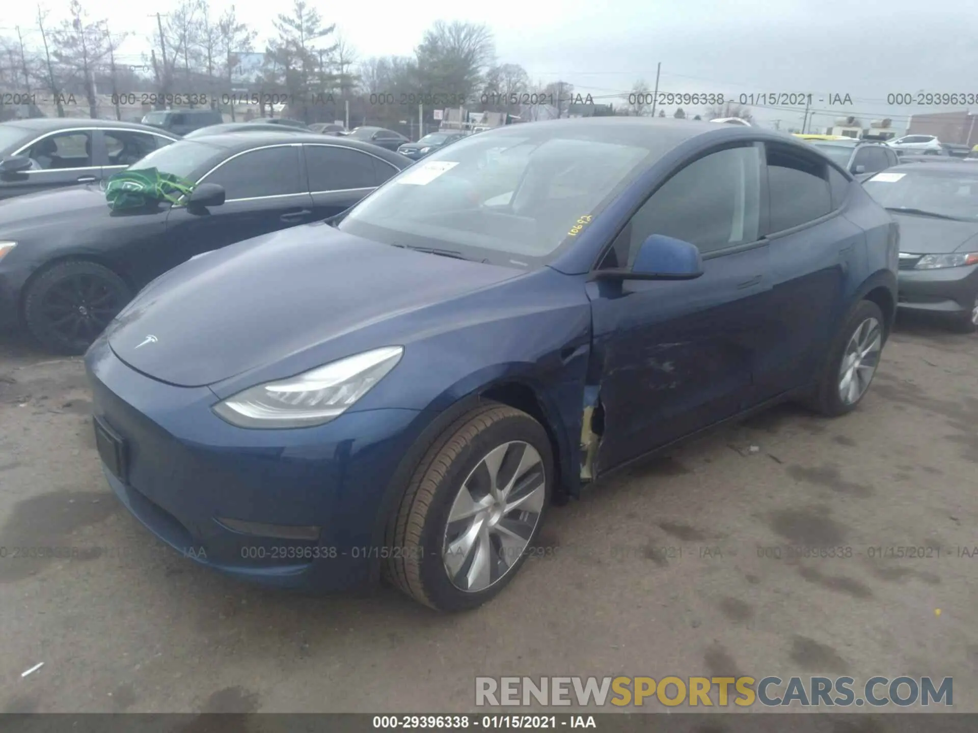 2 fotografías del automóvil dañado 5YJYGDEE3LF047572 TESLA MODEL Y 2020