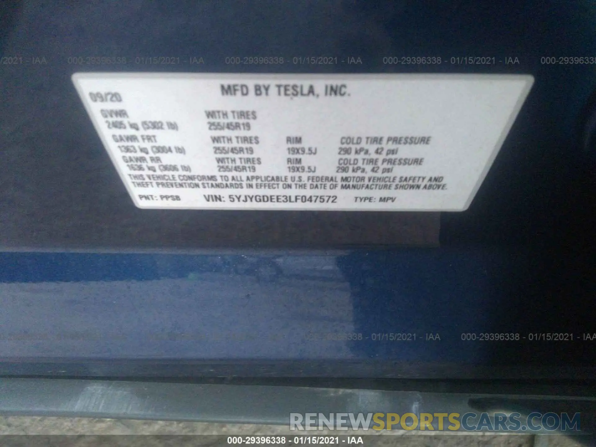 9 fotografías del automóvil dañado 5YJYGDEE3LF047572 TESLA MODEL Y 2020