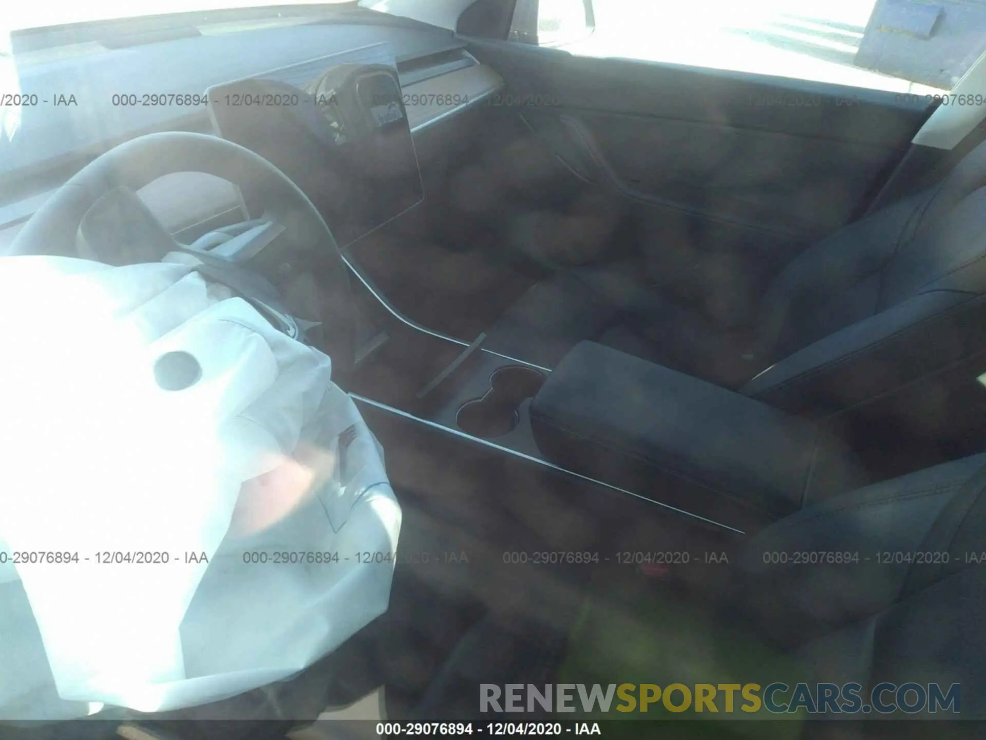 5 fotografías del automóvil dañado 5YJYGDEE3LF059205 TESLA MODEL Y 2020