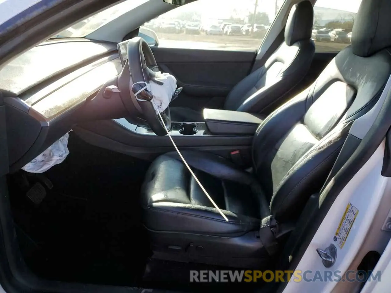 7 fotografías del automóvil dañado 5YJYGDEE4LF015455 TESLA MODEL Y 2020