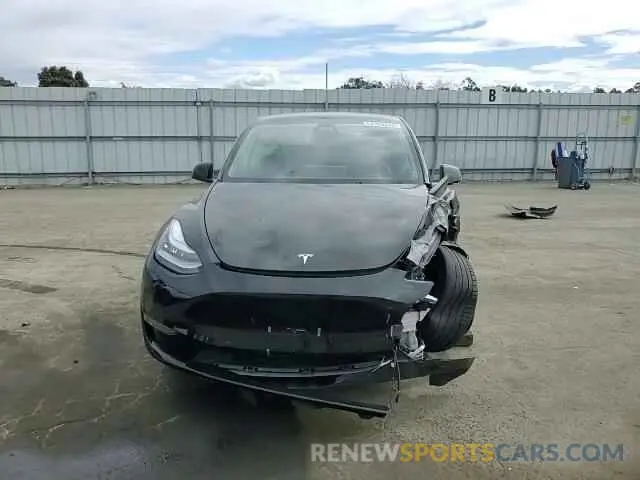13 fotografías del automóvil dañado 5YJYGDEE4LF018274 TESLA MODEL Y 2020