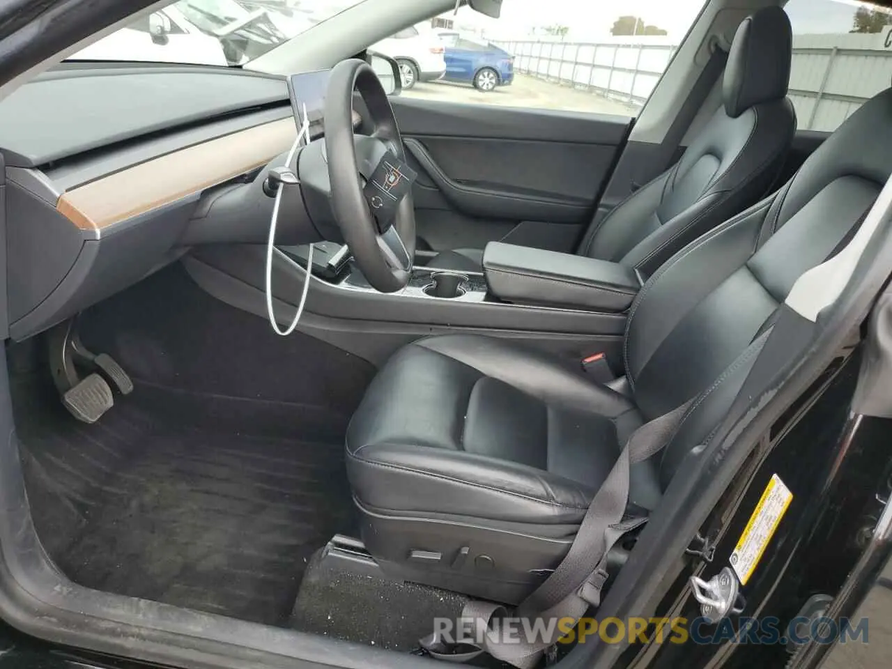 7 fotografías del automóvil dañado 5YJYGDEE4LF018274 TESLA MODEL Y 2020