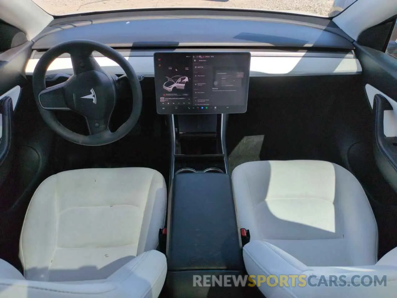 8 fotografías del automóvil dañado 5YJYGDEE4LF052702 TESLA MODEL Y 2020
