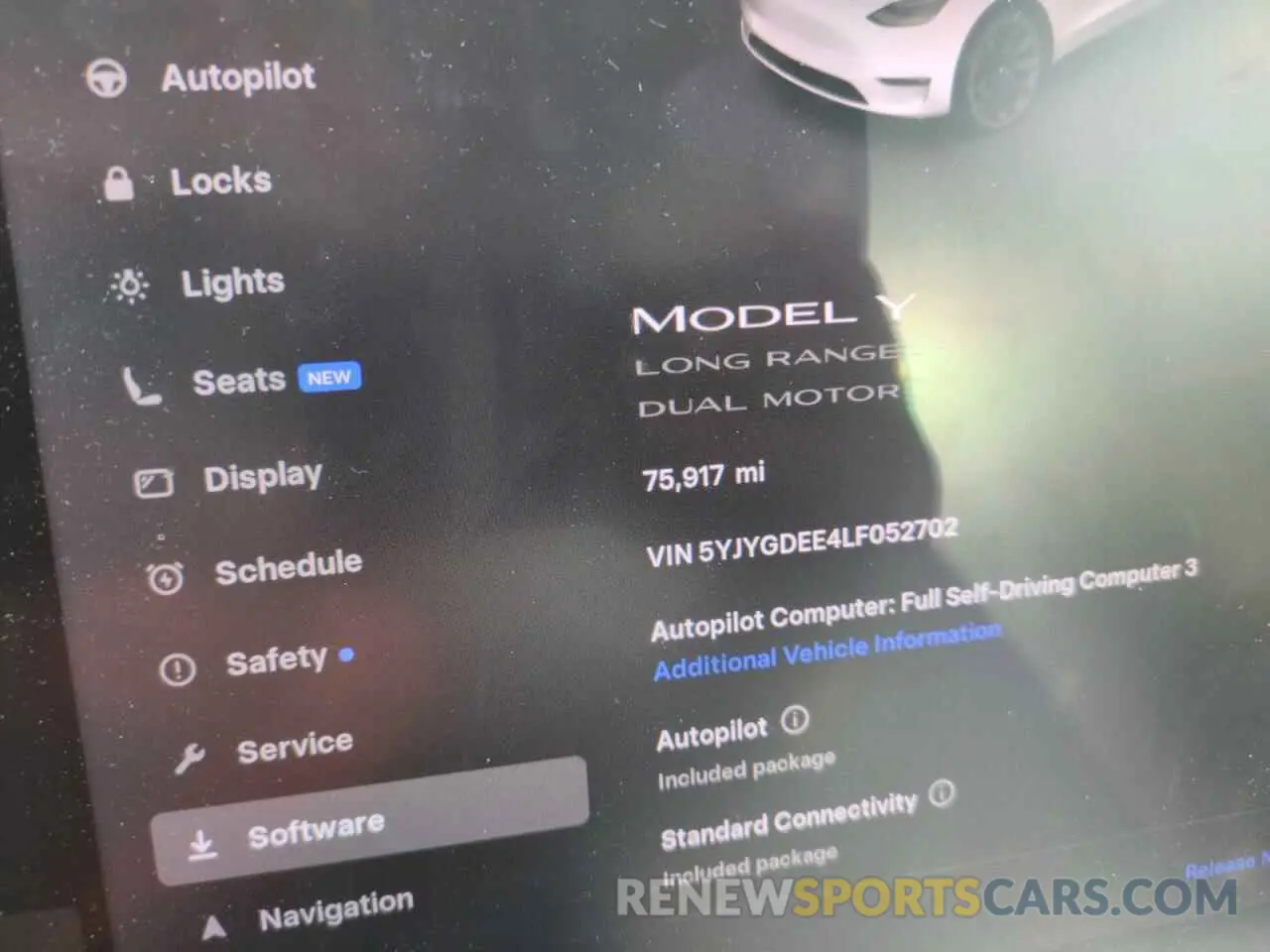 9 fotografías del automóvil dañado 5YJYGDEE4LF052702 TESLA MODEL Y 2020