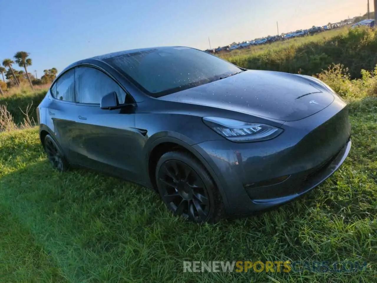 4 fotografías del automóvil dañado 5YJYGDEE5LF041577 TESLA MODEL Y 2020
