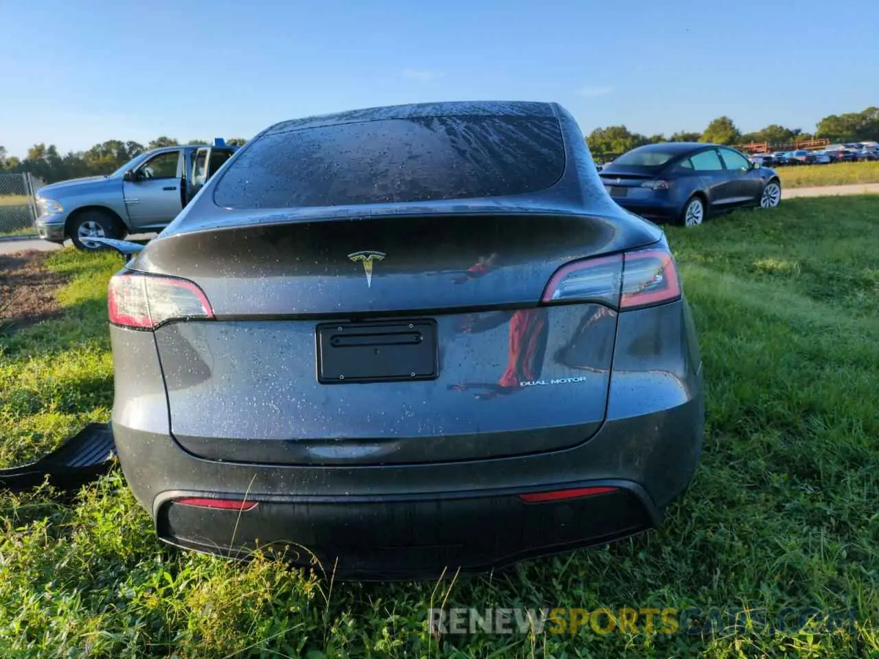 6 fotografías del automóvil dañado 5YJYGDEE5LF041577 TESLA MODEL Y 2020