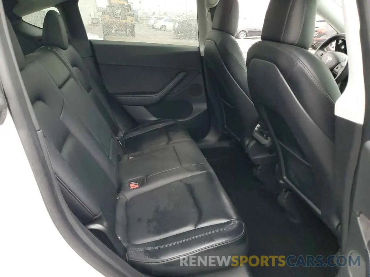 11 fotografías del automóvil dañado 5YJYGDEE5LF053938 TESLA MODEL Y 2020