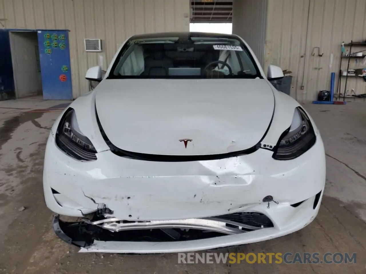 5 fotografías del automóvil dañado 5YJYGDEE6LF032256 TESLA MODEL Y 2020