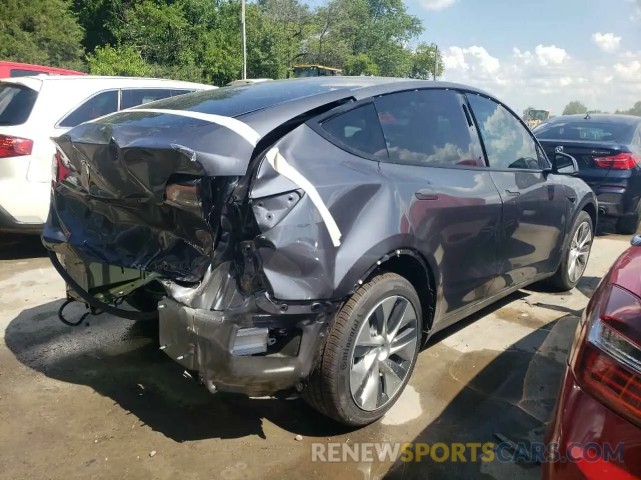4 fotografías del automóvil dañado 5YJYGDEE6LF044701 TESLA MODEL Y 2020