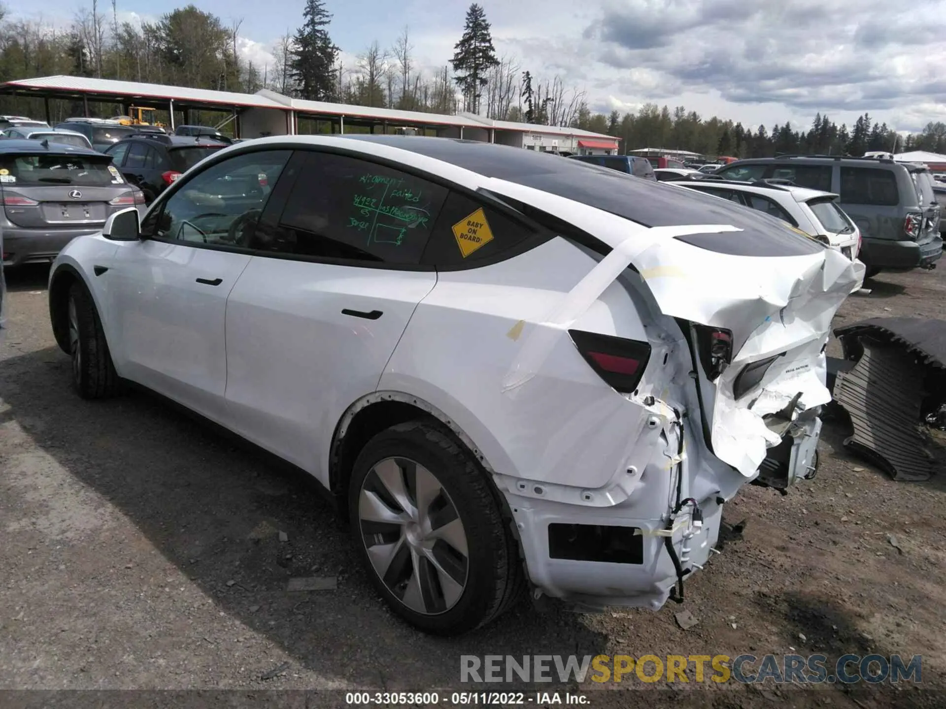 3 fotografías del automóvil dañado 5YJYGDEE7LF015160 TESLA MODEL Y 2020