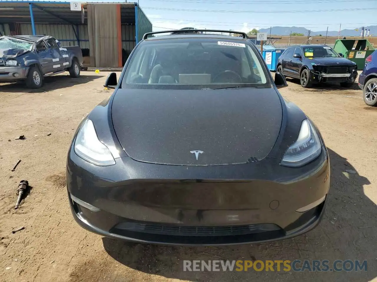 5 fotografías del automóvil dañado 5YJYGDEE7LF017460 TESLA MODEL Y 2020