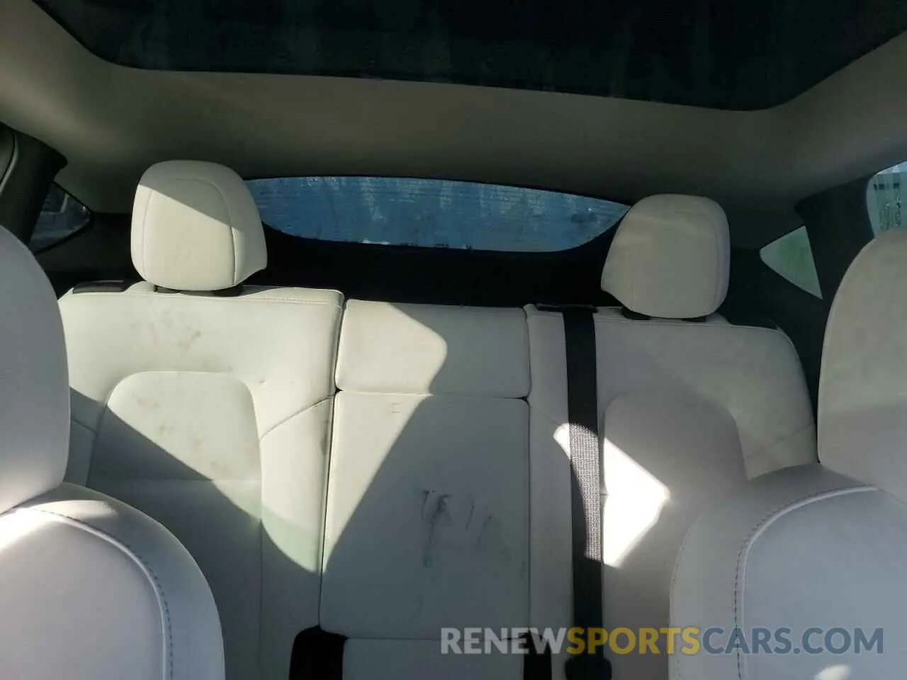 10 fotografías del automóvil dañado 5YJYGDEE7LF020598 TESLA MODEL Y 2020