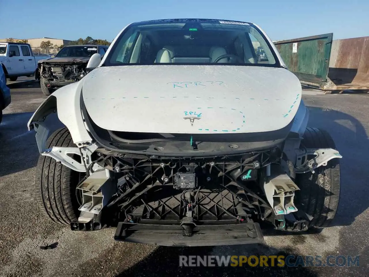5 fotografías del automóvil dañado 5YJYGDEE7LF020598 TESLA MODEL Y 2020