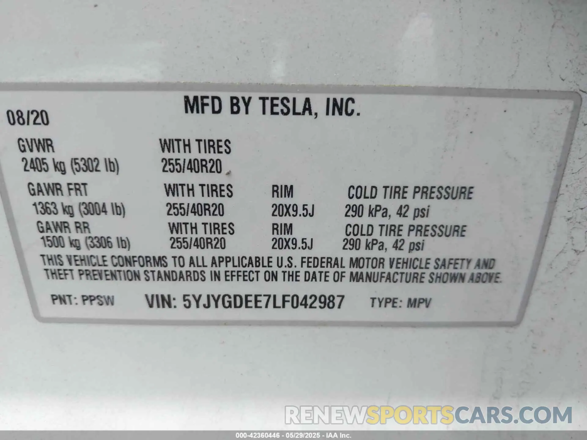 9 fotografías del automóvil dañado 5YJYGDEE7LF042987 TESLA MODEL Y 2020