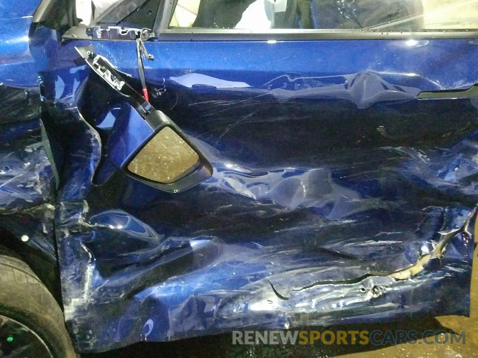 9 fotografías del automóvil dañado 5YJYGDEE7LF054847 TESLA MODEL Y 2020
