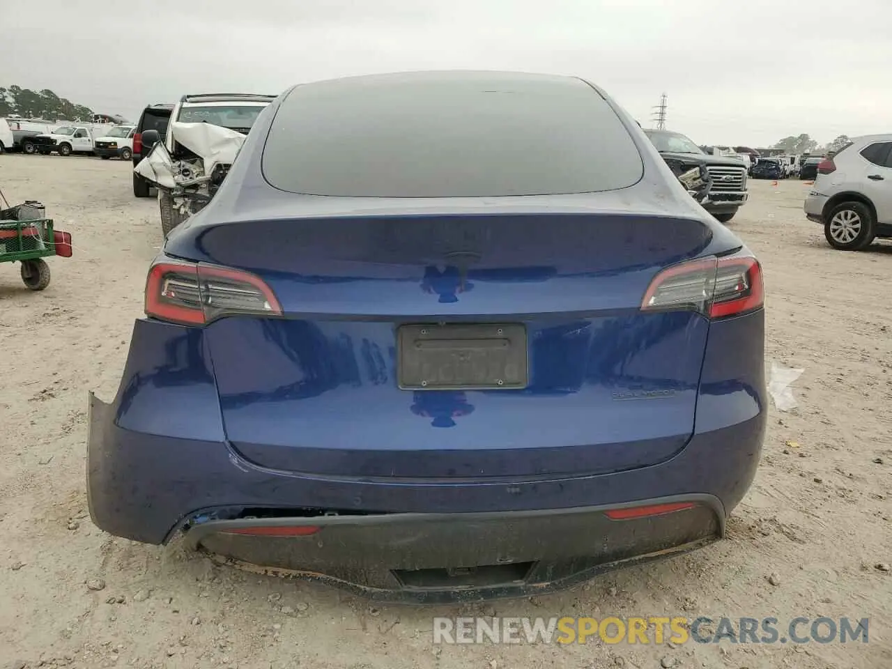 6 fotografías del automóvil dañado 5YJYGDEE7LF057909 TESLA MODEL Y 2020