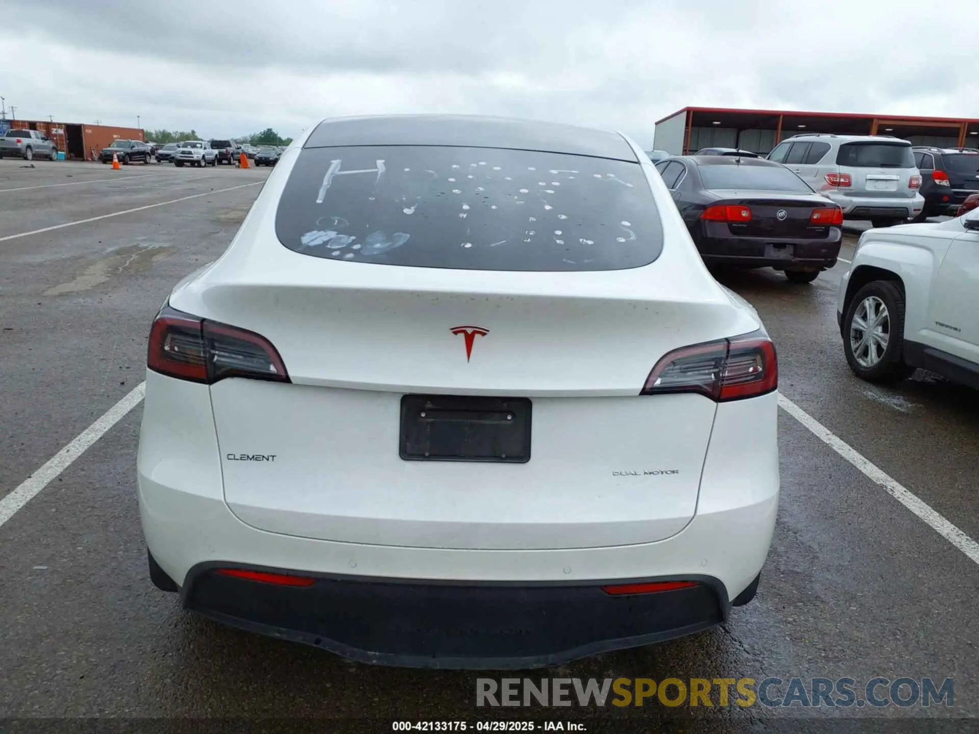 16 fotografías del automóvil dañado 5YJYGDEE8LF012994 TESLA MODEL Y 2020