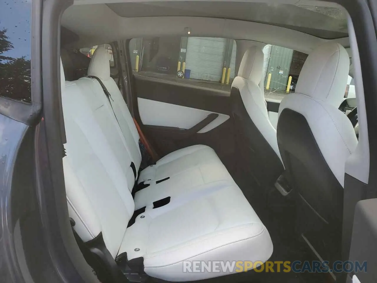 10 fotografías del automóvil dañado 5YJYGDEE8LF021937 TESLA MODEL Y 2020