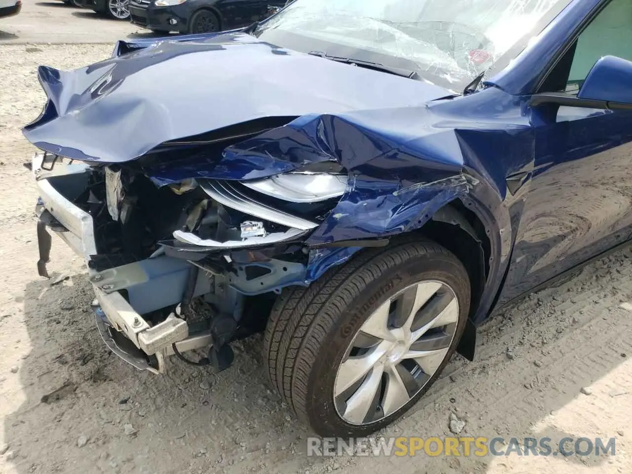 10 fotografías del automóvil dañado 5YJYGDEE8LF031139 TESLA MODEL Y 2020
