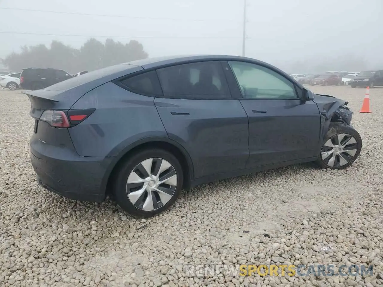 3 fotografías del automóvil dañado 5YJYGDEE8LF031531 TESLA MODEL Y 2020