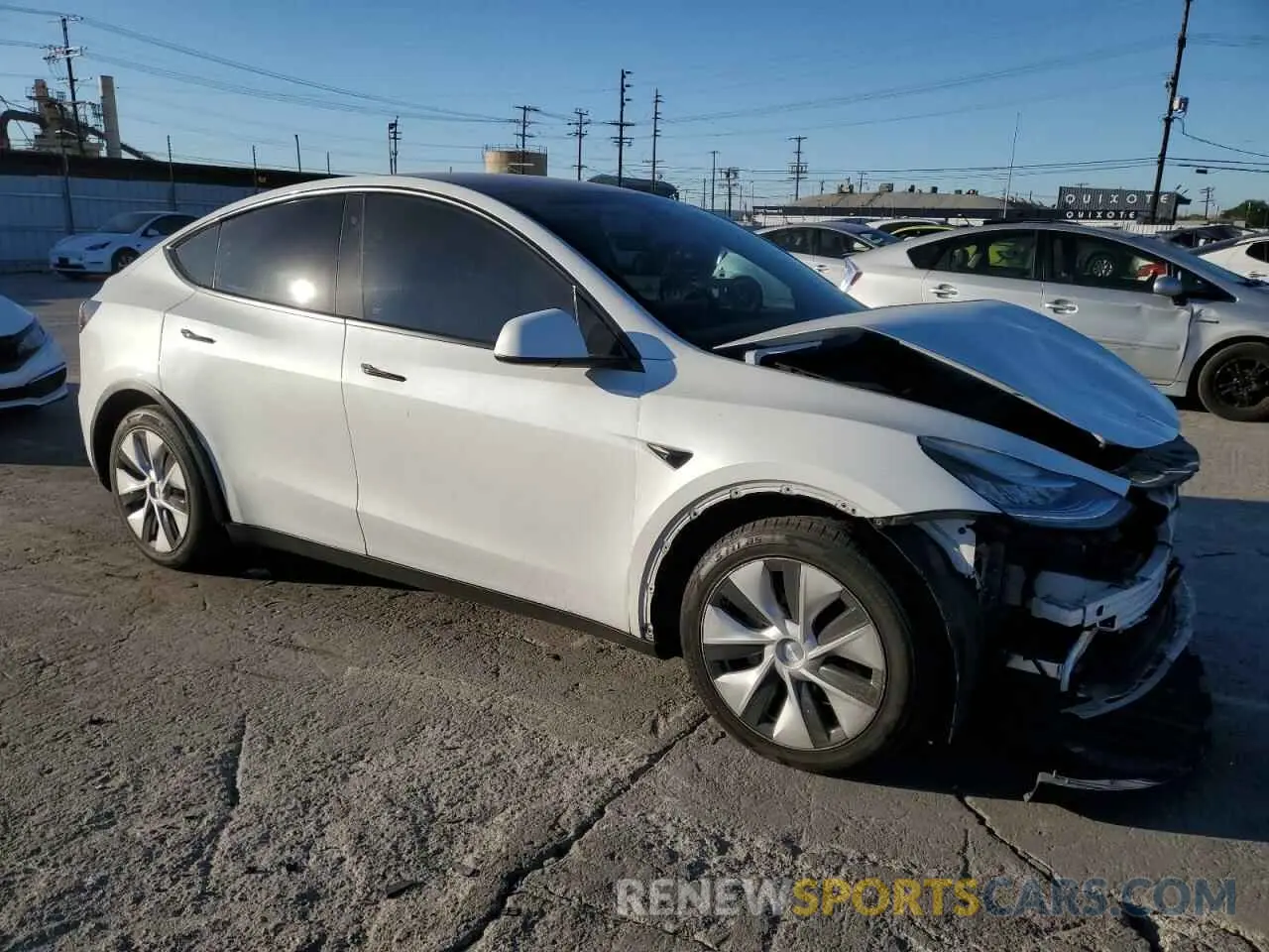 4 fotografías del automóvil dañado 5YJYGDEE8LF051004 TESLA MODEL Y 2020