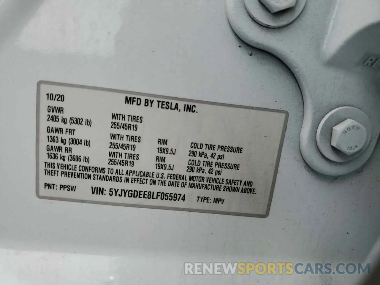 12 fotografías del automóvil dañado 5YJYGDEE8LF055974 TESLA MODEL Y 2020