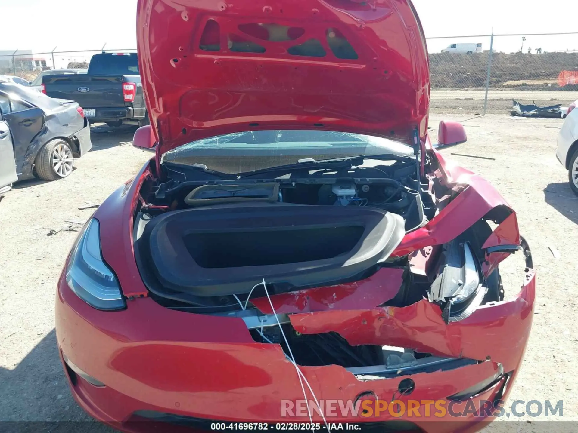 10 fotografías del automóvil dañado 5YJYGDEE9LF009523 TESLA MODEL Y 2020