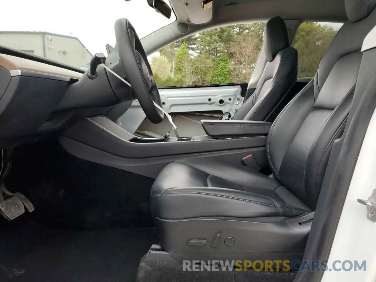 7 fotografías del automóvil dañado 5YJYGDEEXLF006453 TESLA MODEL Y 2020