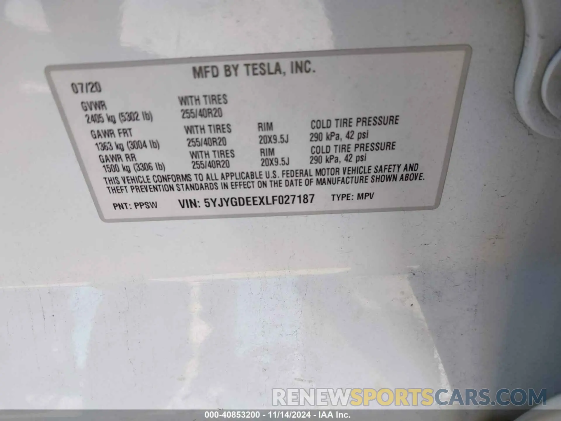 9 fotografías del automóvil dañado 5YJYGDEEXLF027187 TESLA MODEL Y 2020