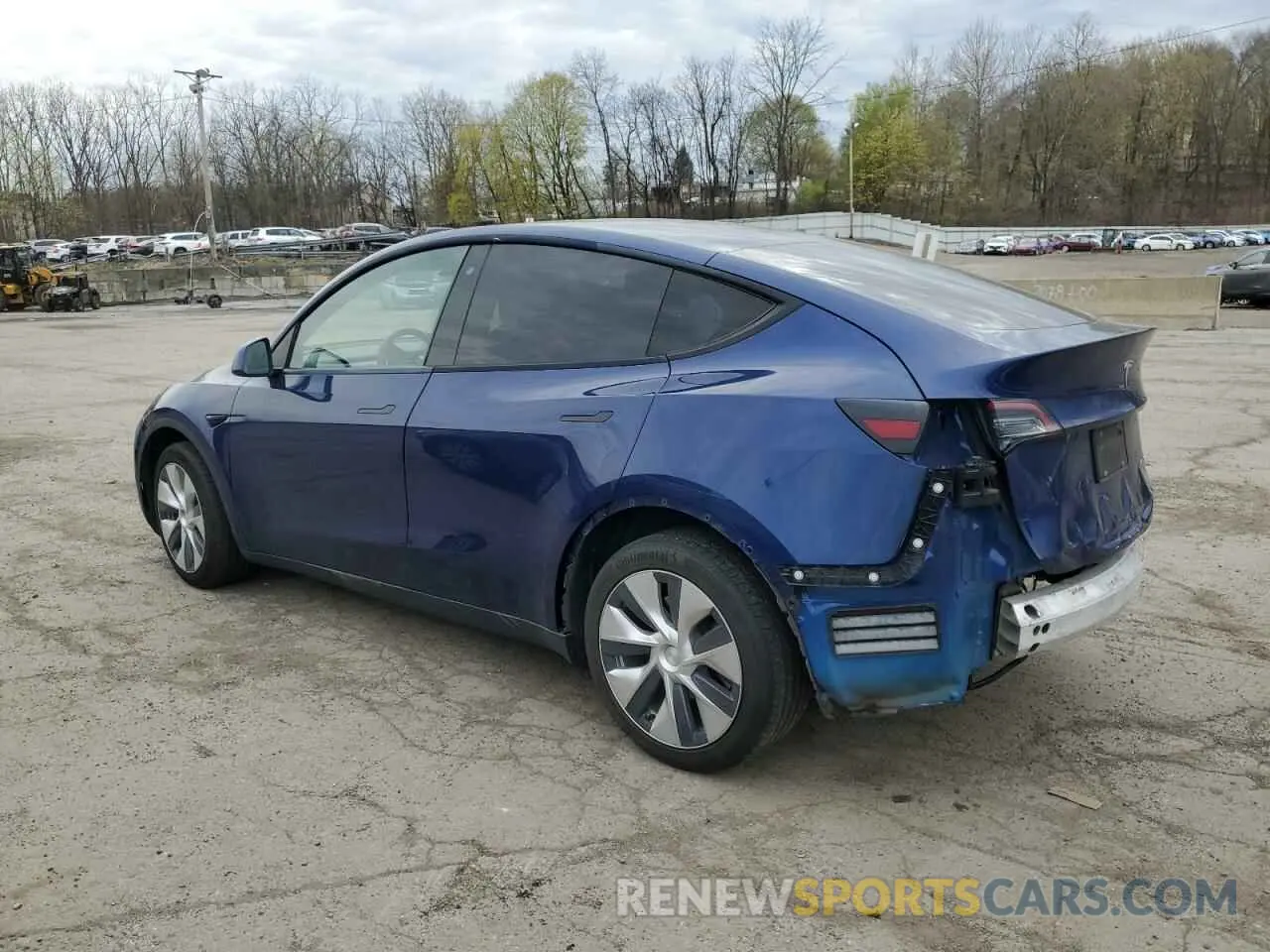 2 fotografías del automóvil dañado 5YJYGDEEXLF043163 TESLA MODEL Y 2020
